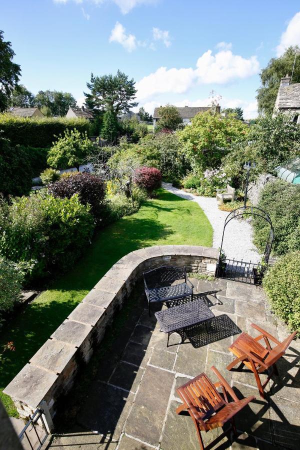 Ashfield House Otel Grassington Dış mekan fotoğraf The garden of the house