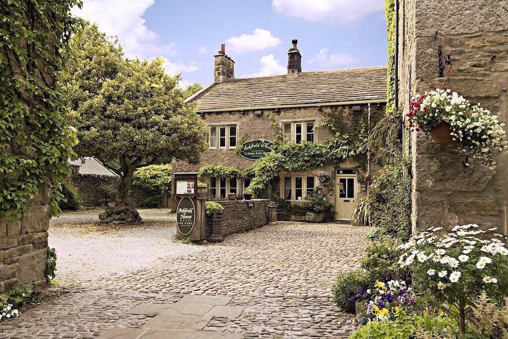 Ashfield House Otel Grassington Dış mekan fotoğraf The Old Gate Inn