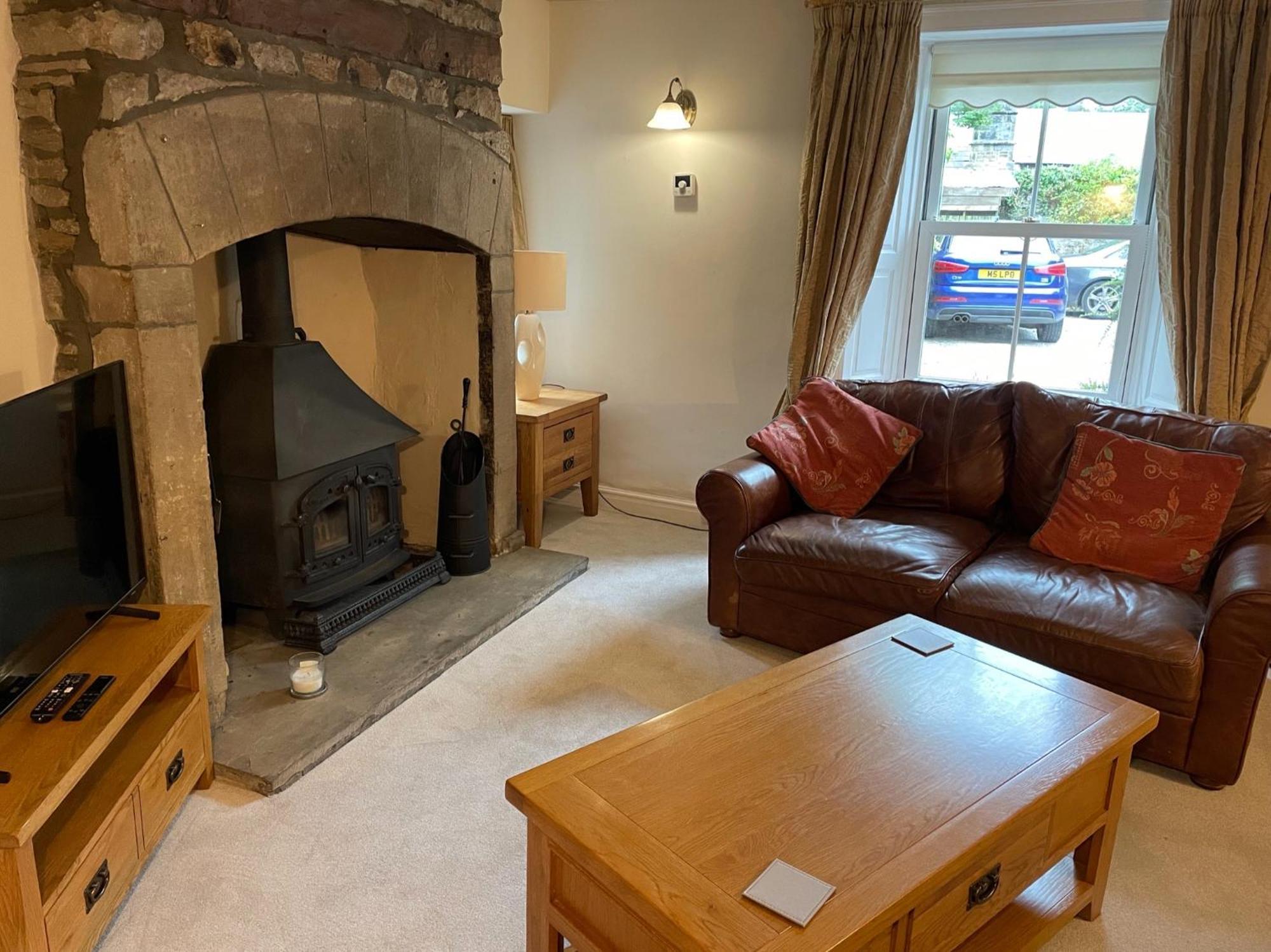 Ashfield House Otel Grassington Oda fotoğraf The living room at The Old Post Office
