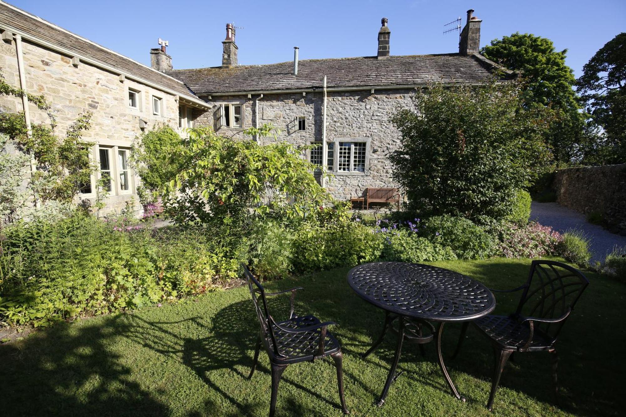 Ashfield House Otel Grassington Dış mekan fotoğraf The Old Post Office, Martindale